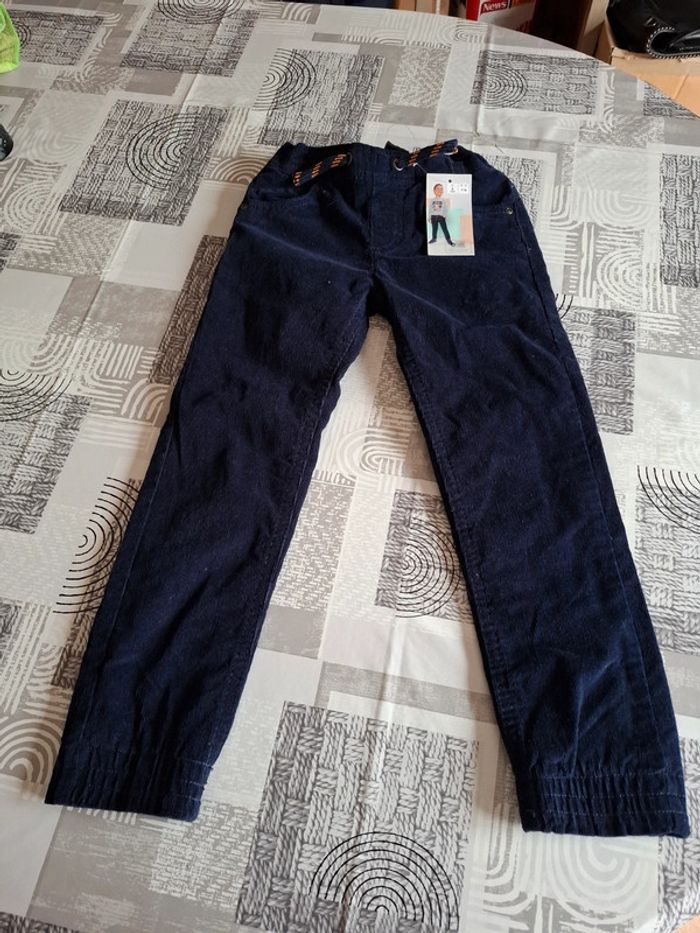Pantalon neuf