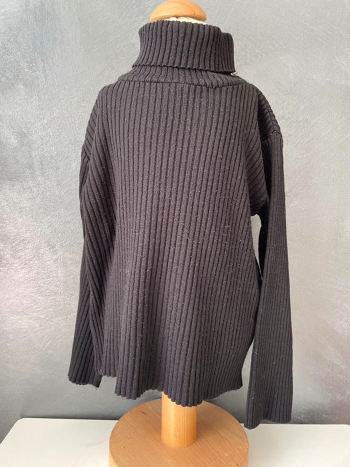 Pull col roulé noir