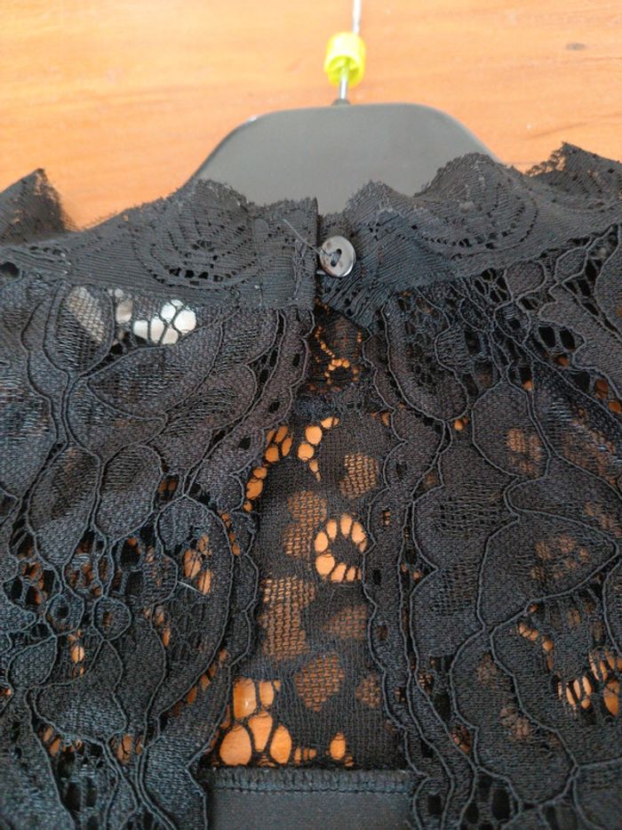 Belle robe dentelle - photo numéro 8