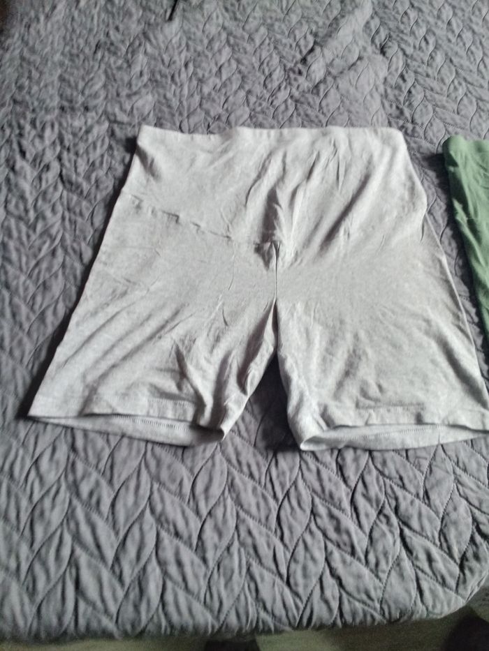 Shorts - photo numéro 2
