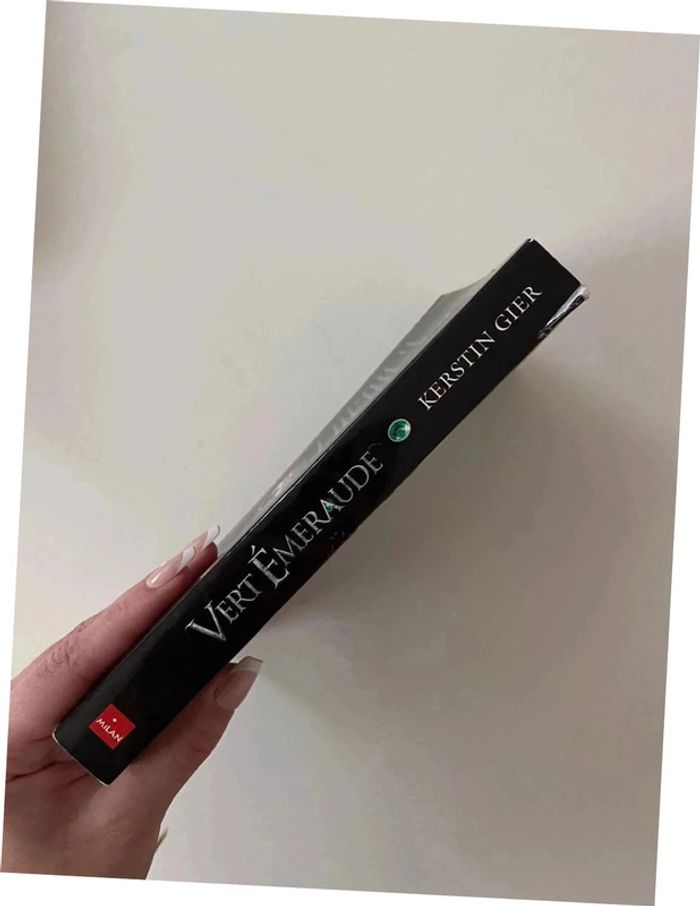 Livre vert emeraude version film de kerstin gier - photo numéro 4