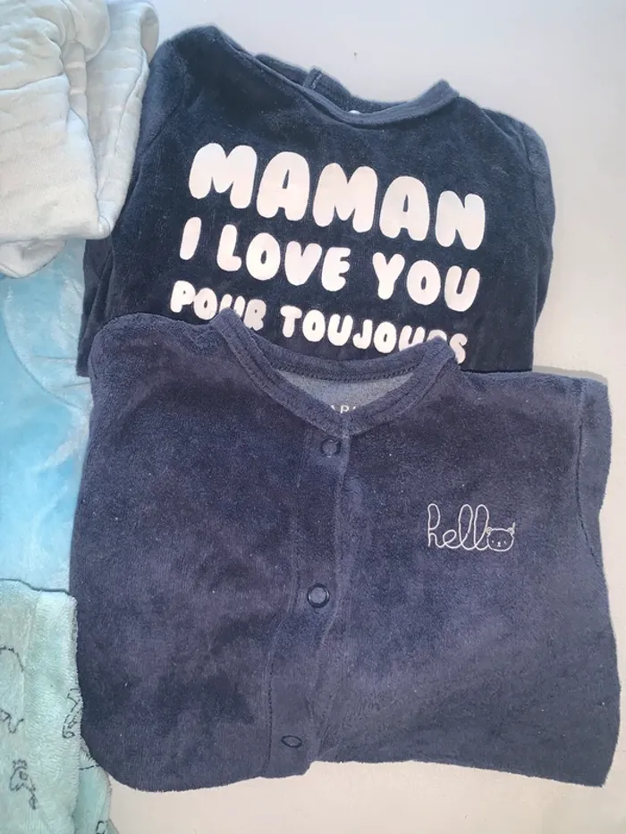 Lot de pyjamas velours