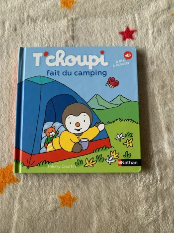 T’choupi fait du camping à lire à écouter en très bon état