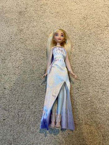 Poupée Elsa
