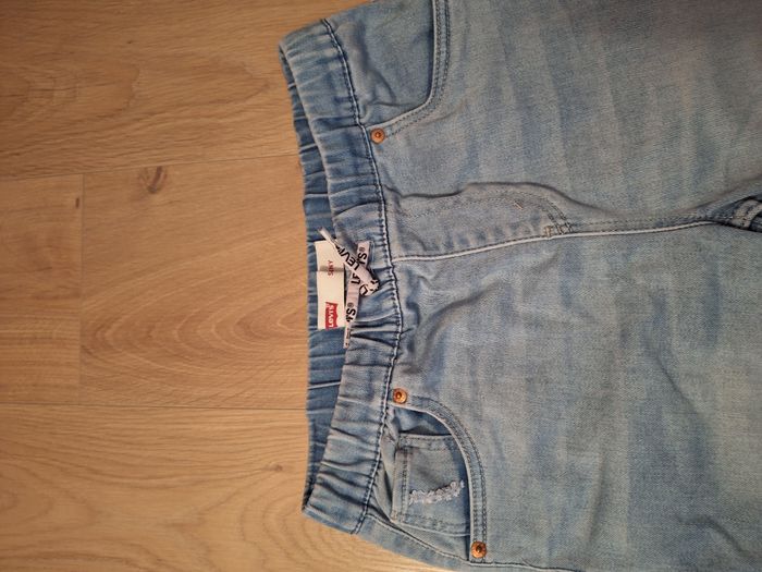 Jeans Levi's skinny  et bermuda en jeans Levi's skinny 16 ans - photo numéro 6