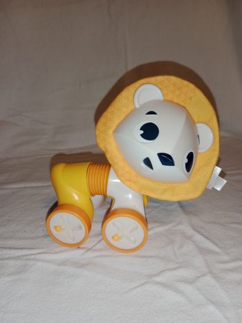 Jeu d'éveil lion
