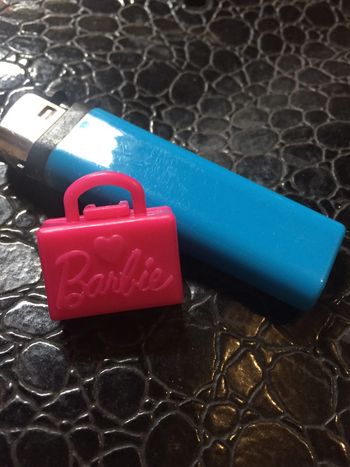 petit sac à main rouge barbie