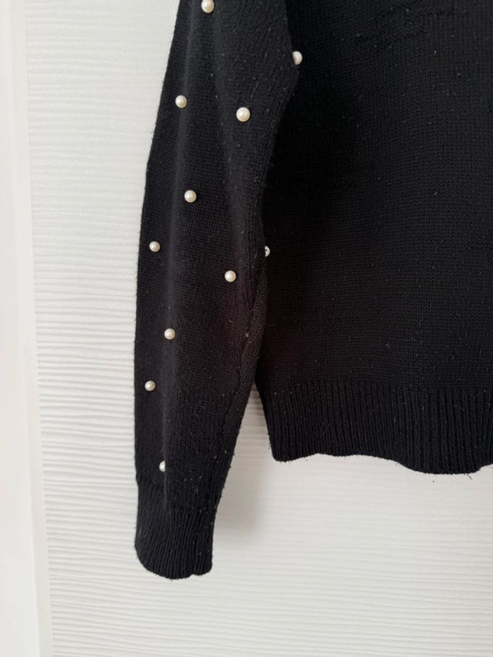 Pull d'hiver en maille noir uni basique simple col V manches avec perles - photo numéro 2