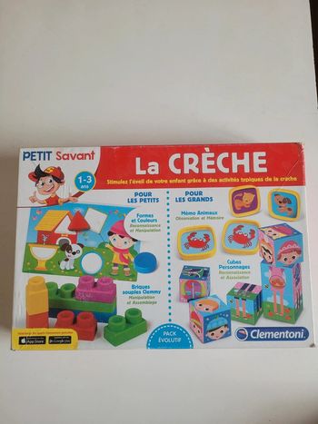 Jeux petit savant la crèche Clementoni