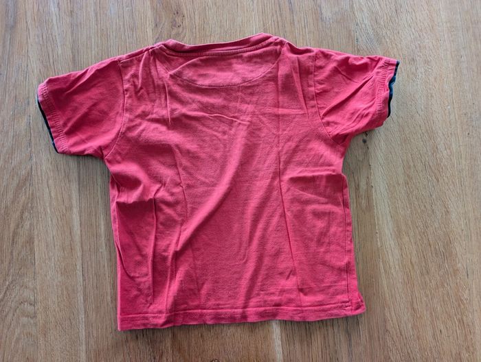 Tee-shirt manches courtes garçon rouge motif taureau 3 ans - photo numéro 2