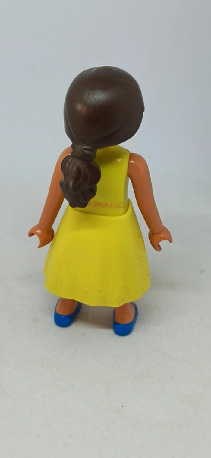 Femme robe jaune avec cheveux longs spirit playmobil - photo numéro 3