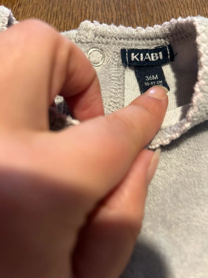 Pyjama gris - photo numéro 2