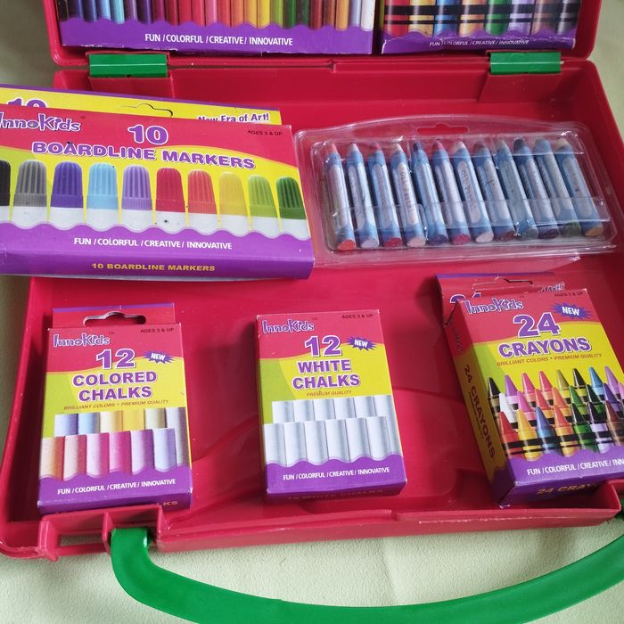 Malette pour dessiner colorier Neuf - photo numéro 2