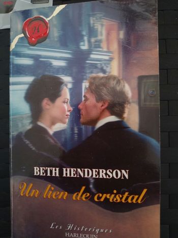 Livre garlequin un lien de cristal