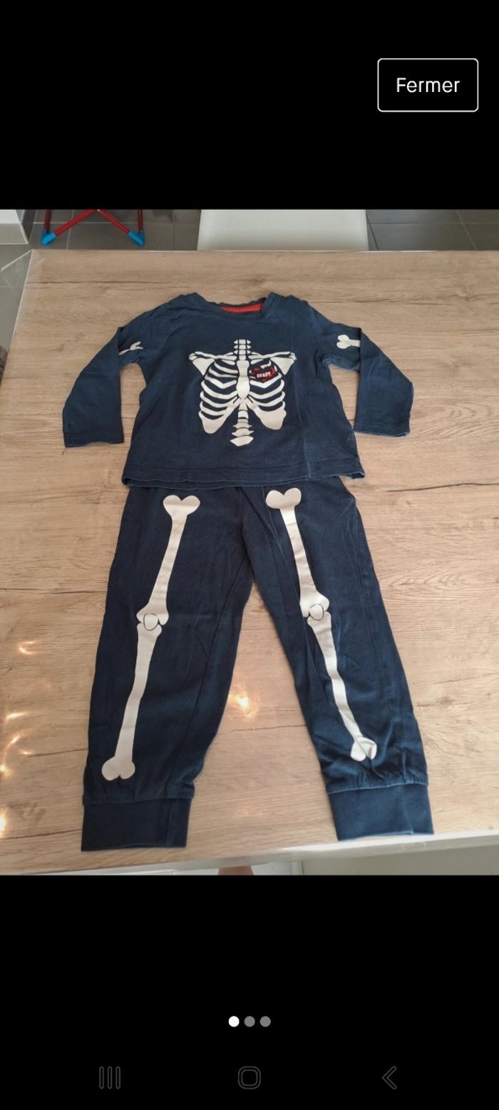 Pyjamas 2/3 ans lupilu