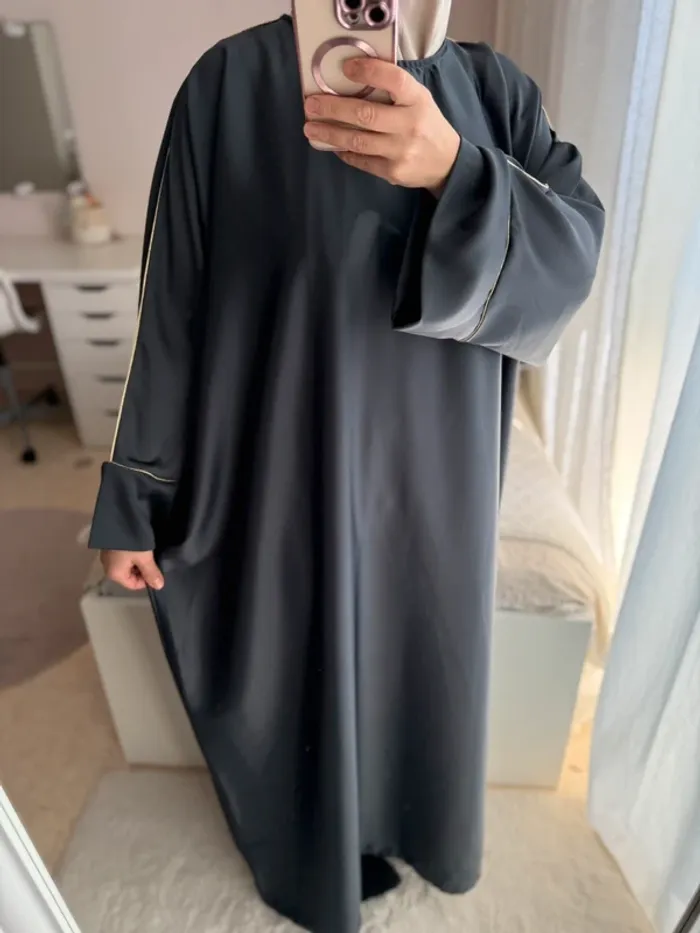 Abaya satinée anthracite - photo numéro 3