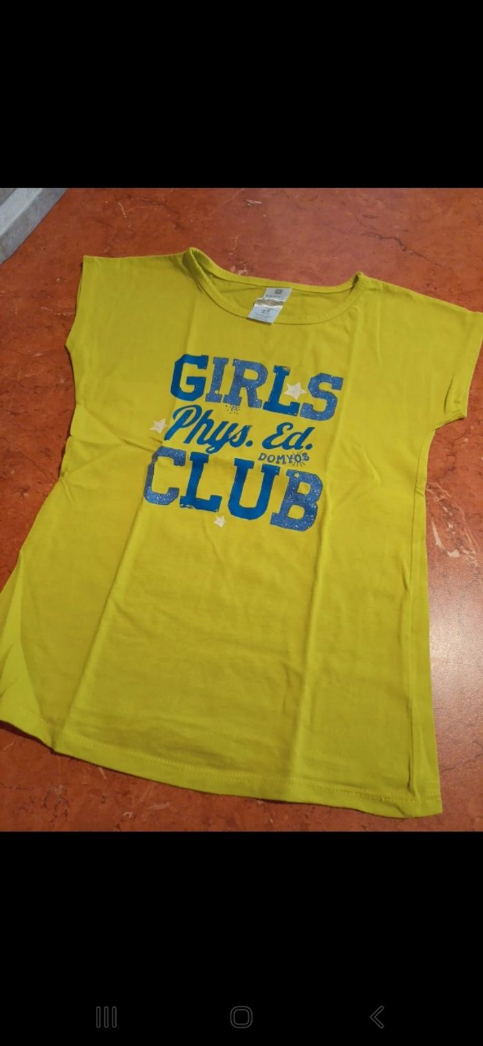 T.shirt fille taille 6 ans