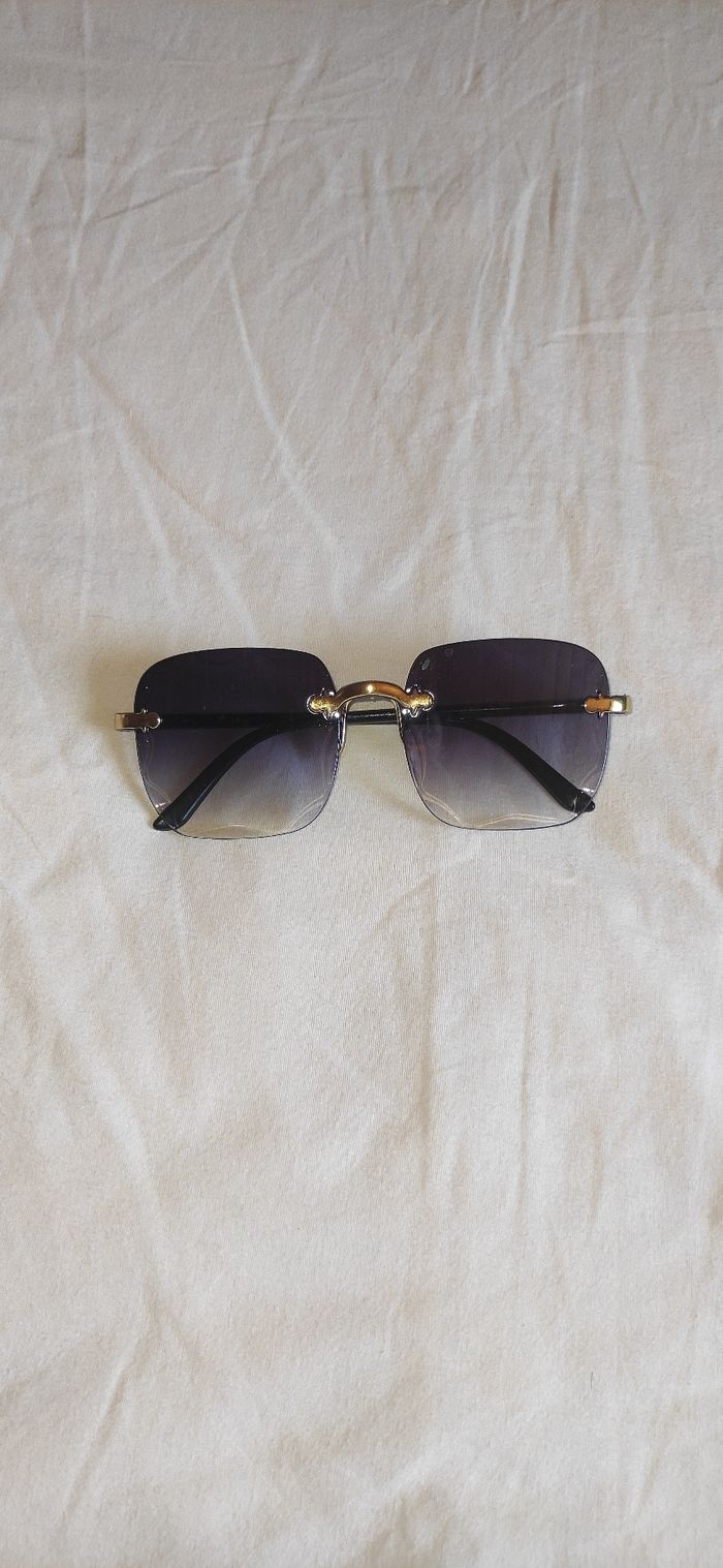 Lunettes de soleil - photo numéro 3