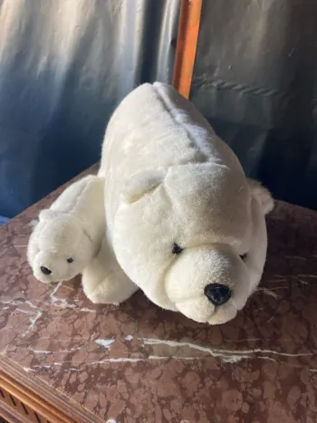 Peluche ours blanc