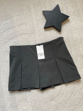 Jupe short Zara T44