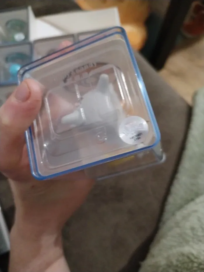Figurine pokémon osselait - photo numéro 3