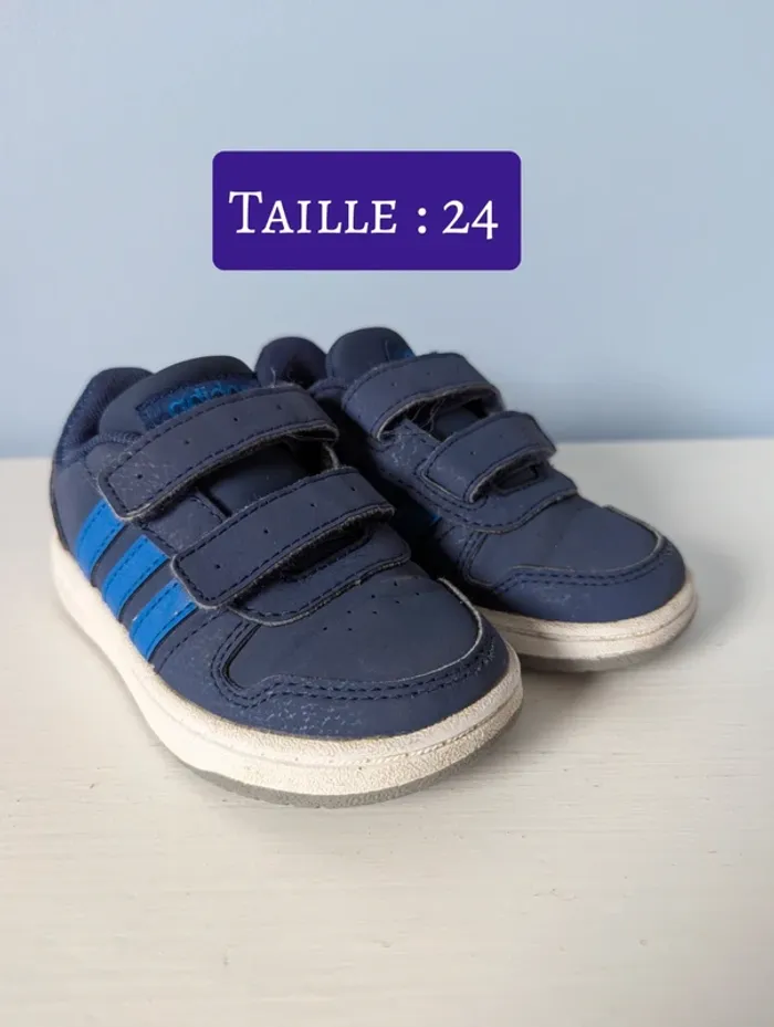 Basket a scratch Bleu adidas 24