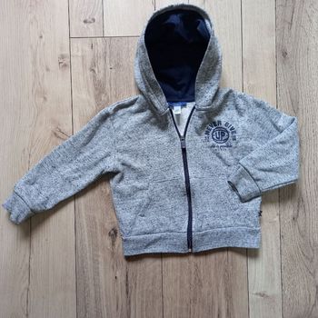 Gilet Okaïdi,  4 ans