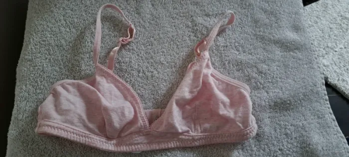 Soutien-gorge, La Halle 14 ans