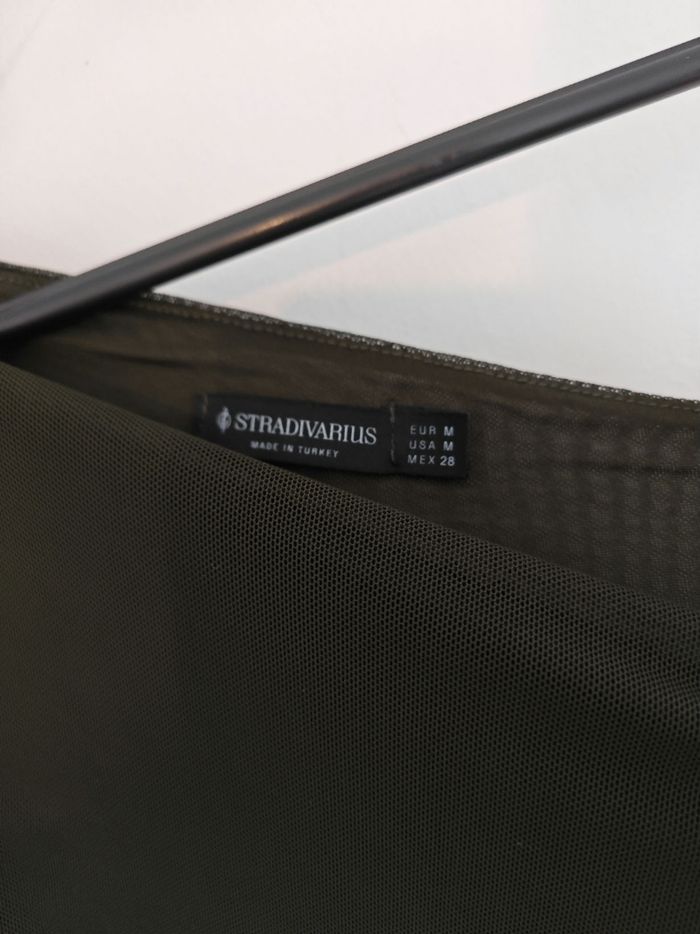 Haut de soirée asymétrique Vert Kaki Stradivarius  TM - photo numéro 4