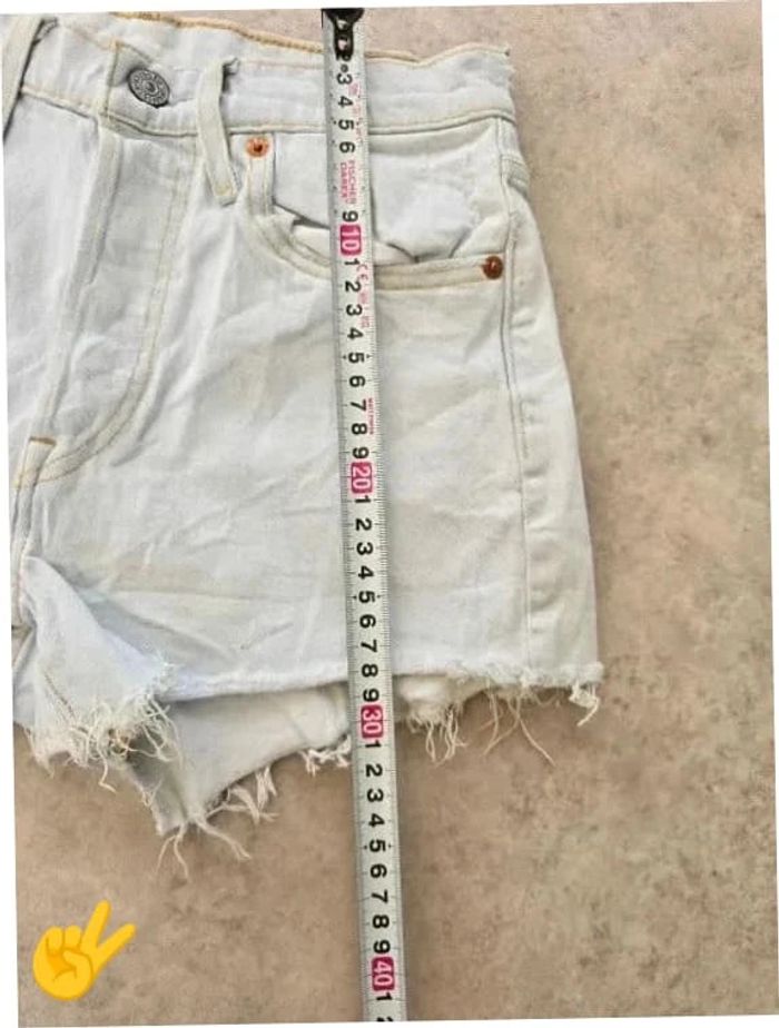 Short Levi's 501 W24 FR34 Blanc creme Femme Women SHO169b - photo numéro 3