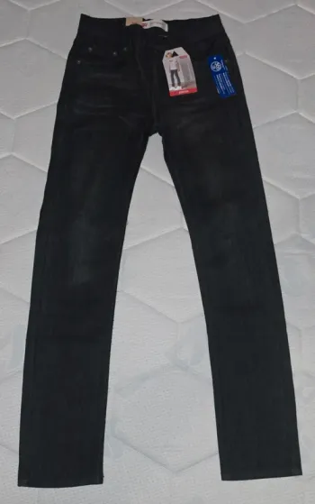Jean Levi's noir, 510 Skinny, neuf, 14 ans