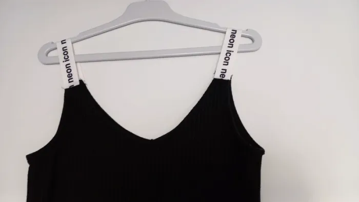 Robe noire moulante Kiabi - photo numéro 5