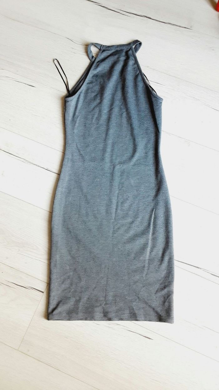 Vêtement femme robe grise moulante Zara trafaluc taille S - photo numéro 4