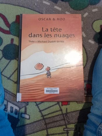 Livre la tête dans les nuages