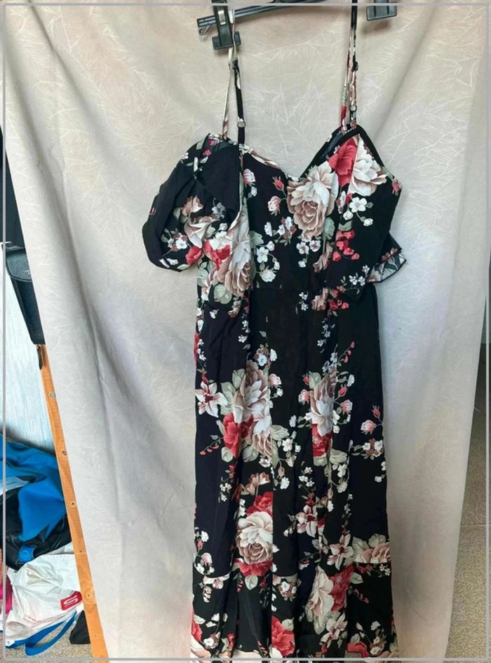 Magnifique robe fleurie taille 44 - photo numéro 2