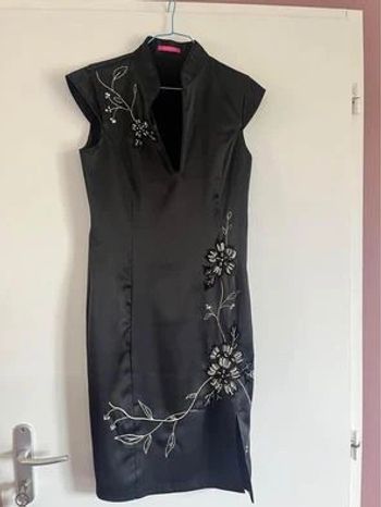 Robe noire