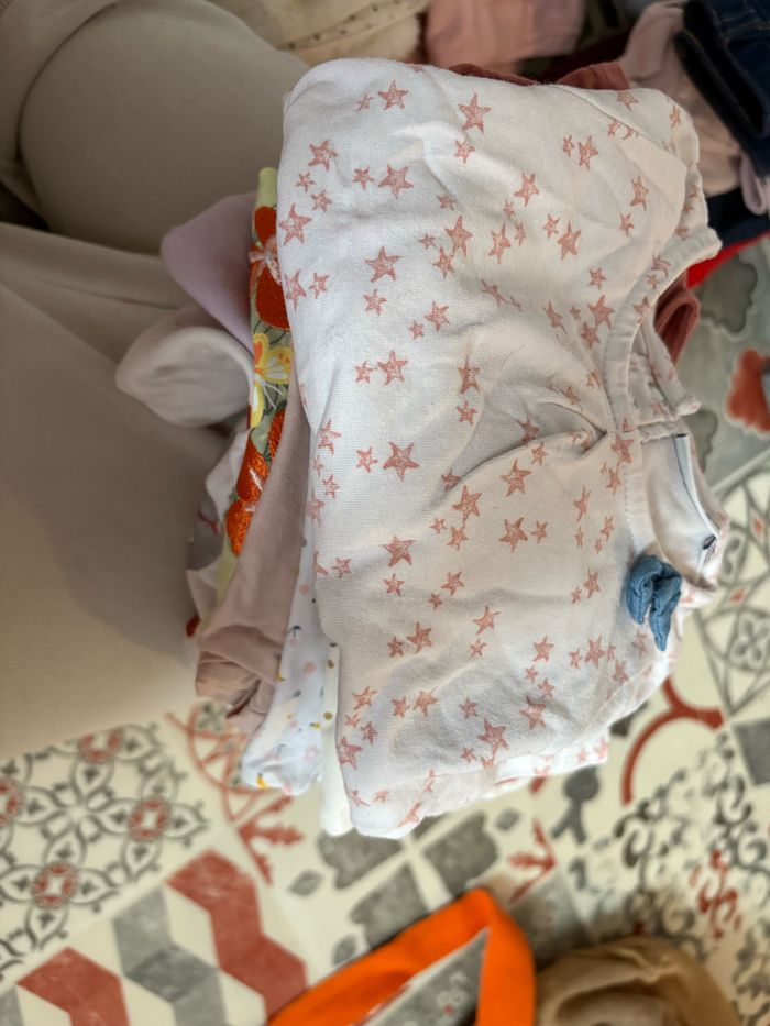 Lot de vêtement fille de 6 mois - photo numéro 7