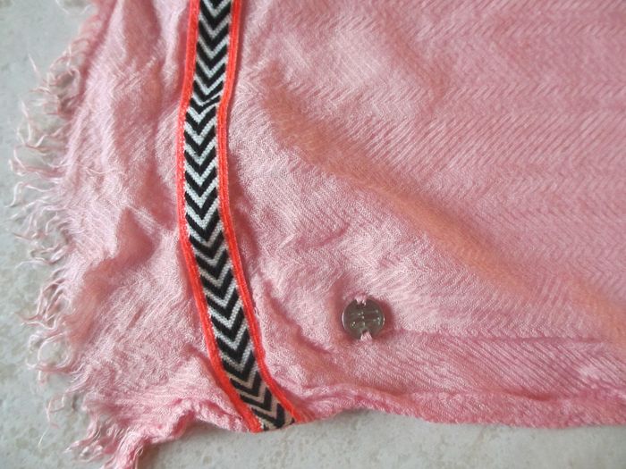 Foulard fille IKKS 148 x 50 cm - photo numéro 3