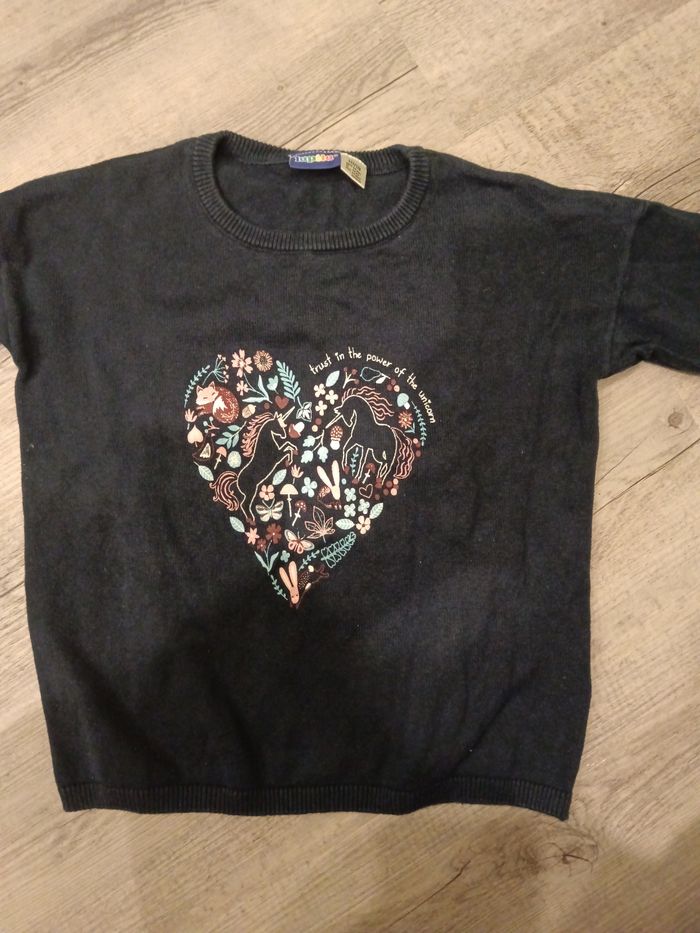 Pull taille 6/8 ans - photo numéro 3