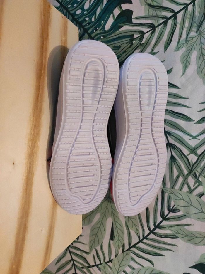 Basket avec semelles à mémoire de forme - photo numéro 5
