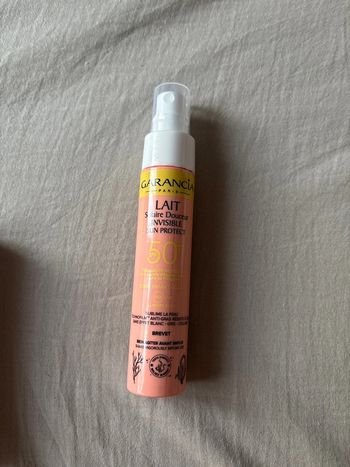 Lait solaire garancia invisible