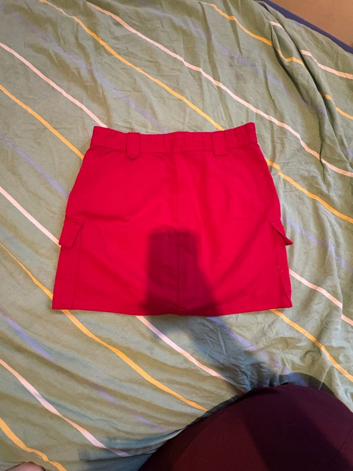 Jupe rouge - photo numéro 4