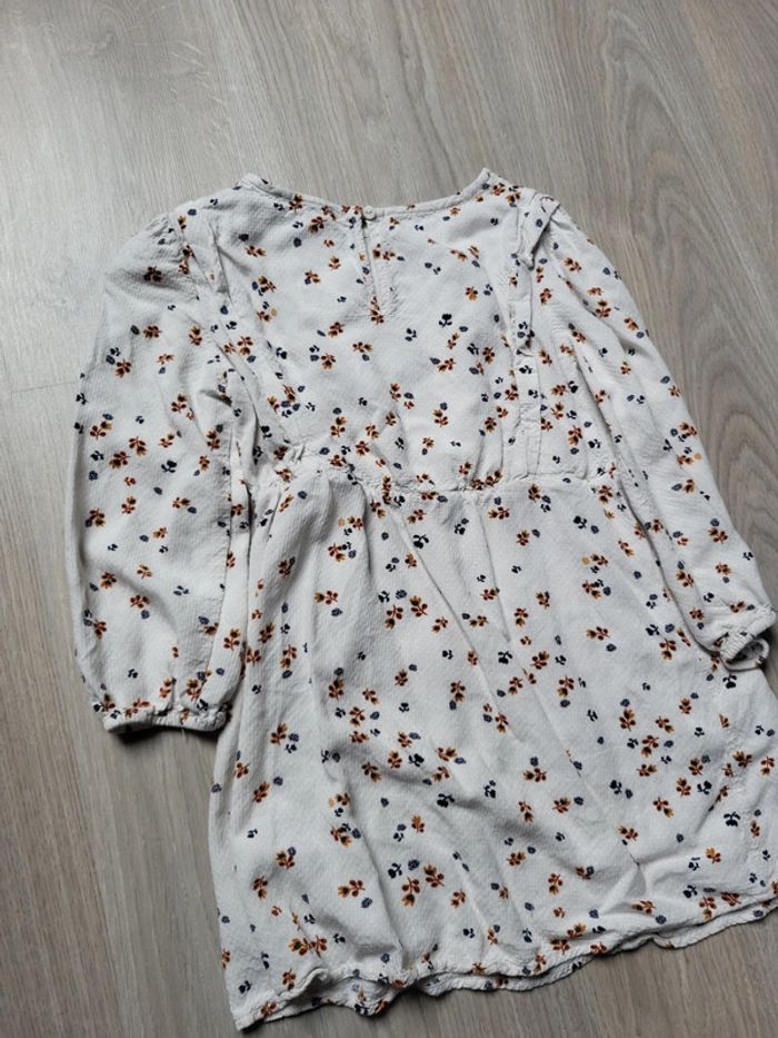 Robe lulu 6 ans - photo numéro 3
