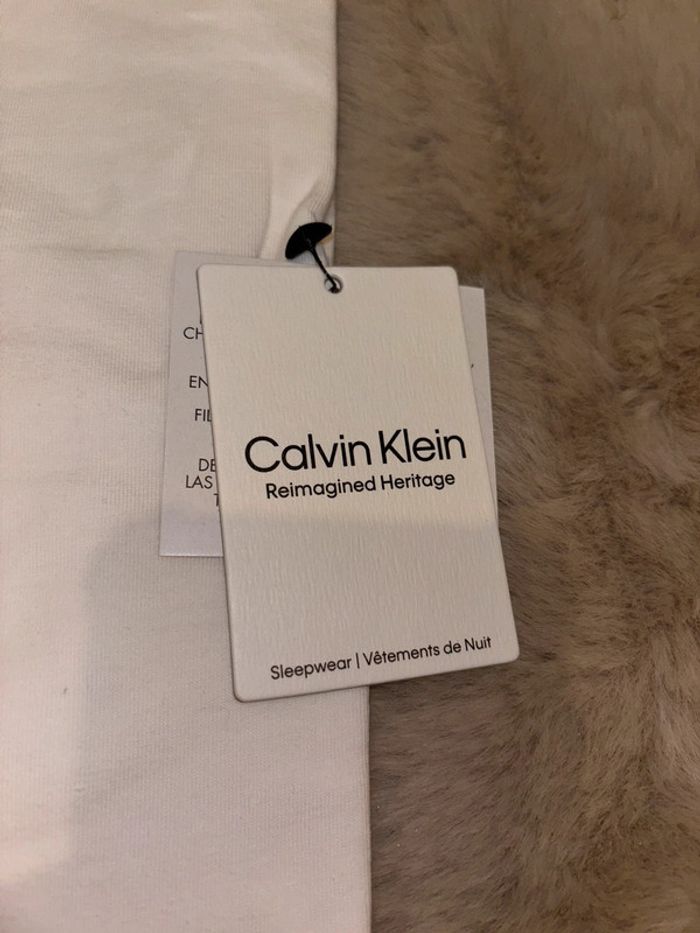 T shirt Calvin Klein blanc taille S unisexe - photo numéro 3