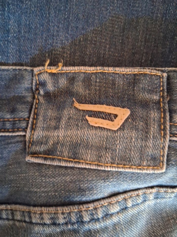 Jean's Diesel taille 42 - photo numéro 4