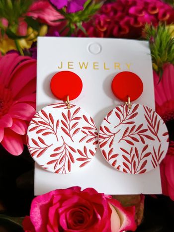 Boucles d'oreilles rondes feuillage rouge