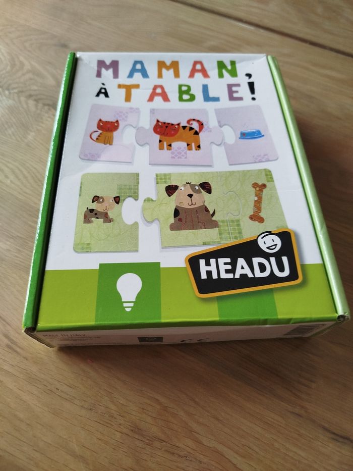Maman à table