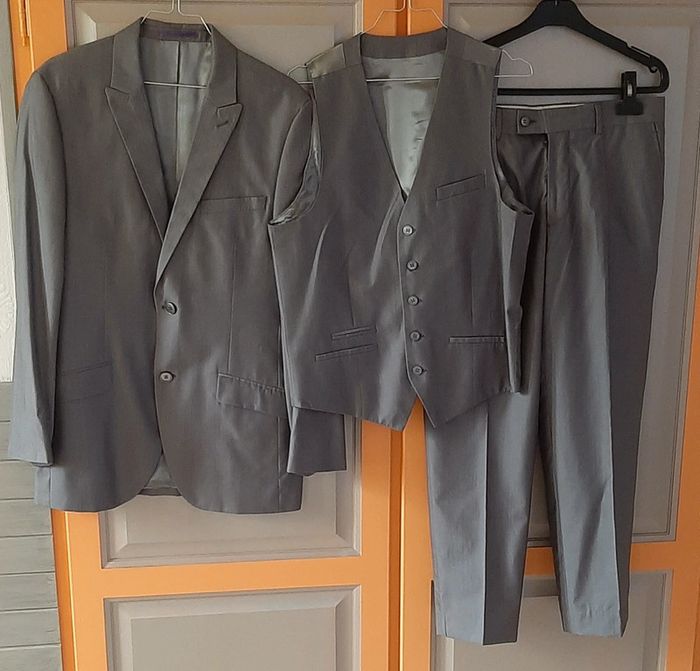 Costume 3 pieces gris Armand Thierry