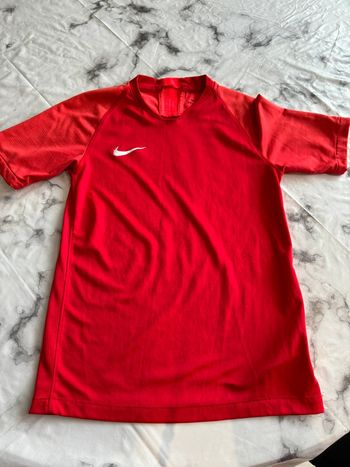 T shirt nike L