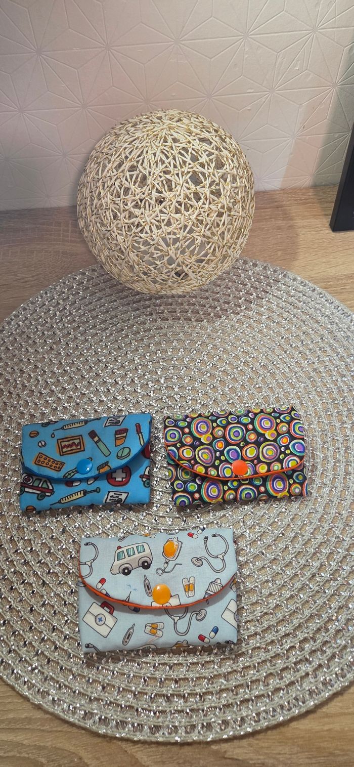 Porte cartes en tissu - photo numéro 1